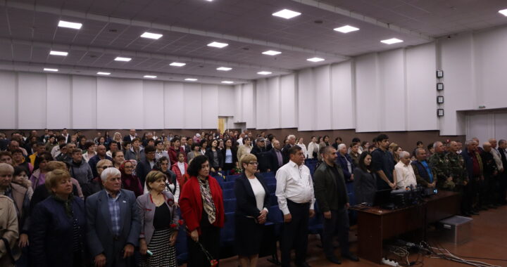 В Чишмикиойе прошел митинг в честь 80 годовщины Победы в Великой Отечественной войне.