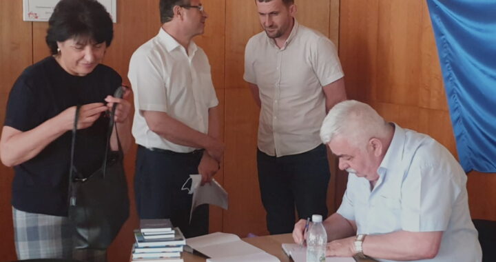 Уроженец села Николай Терзи выпустил книгу мемуаров о событиях 90-х в Гагаузии «Жизнь и память»