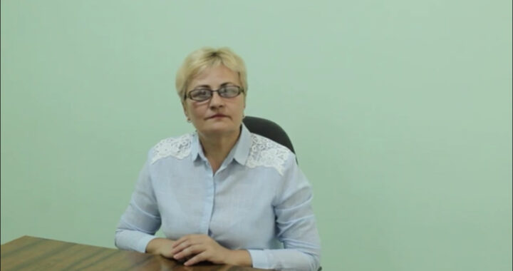 Видео. Примар София Жекова призвала односельчан выйти на уборку старого кладбища