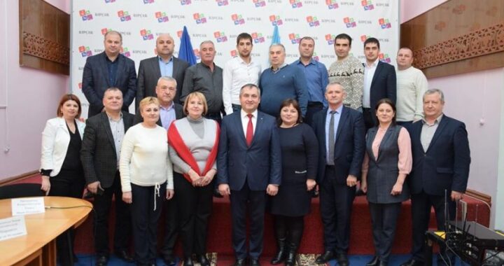 София Жекова вместе с другими примарами Гагаузии предлагают властям региона возобновить финансирование уличного освещения, питания детей и капитальных вложений.