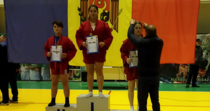 Чишмикиойские спортсмены завоевали одну золотую и две бронзовые медали на Чемпионате Молдовы по самбо
