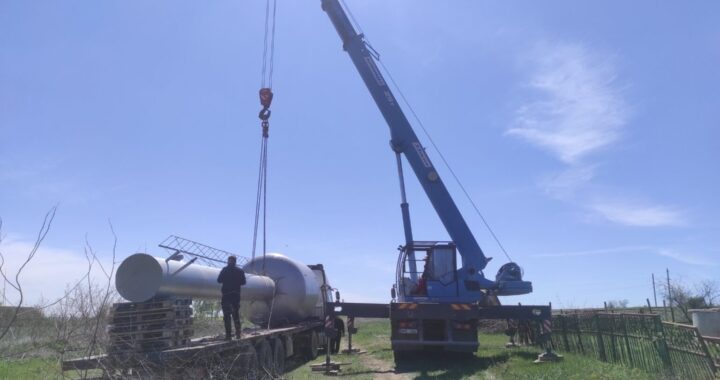 По ул. Ренийской установлена новая водонапорная башня