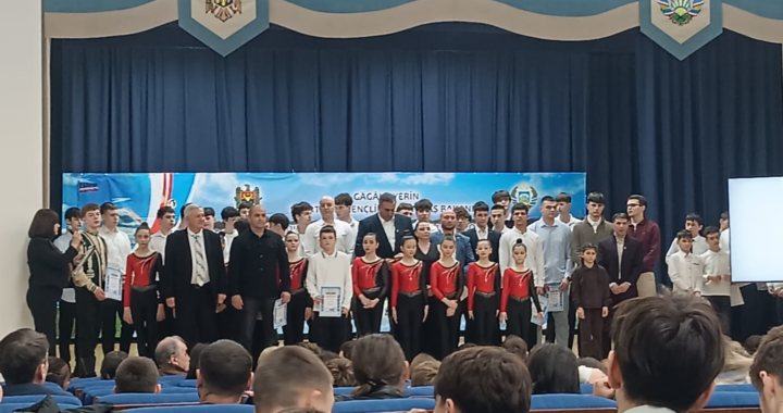 Чишмикиойские спортсмены, воспитанники ДЮСШ Вулканешты были награждены почётными грамотами в Комрате